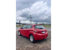 PEUGEOT - 208 - 2013/2014 - Vermelha - R$ 43.900,00