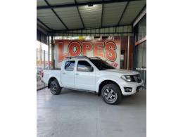 NISSAN - FRONTIER - 2014/2015 - Branca - R$ 102.900,00