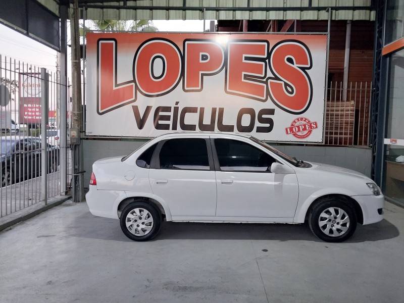 CHEVROLET - CORSA - 2014/2015 - Branca - R$ 34.900,00